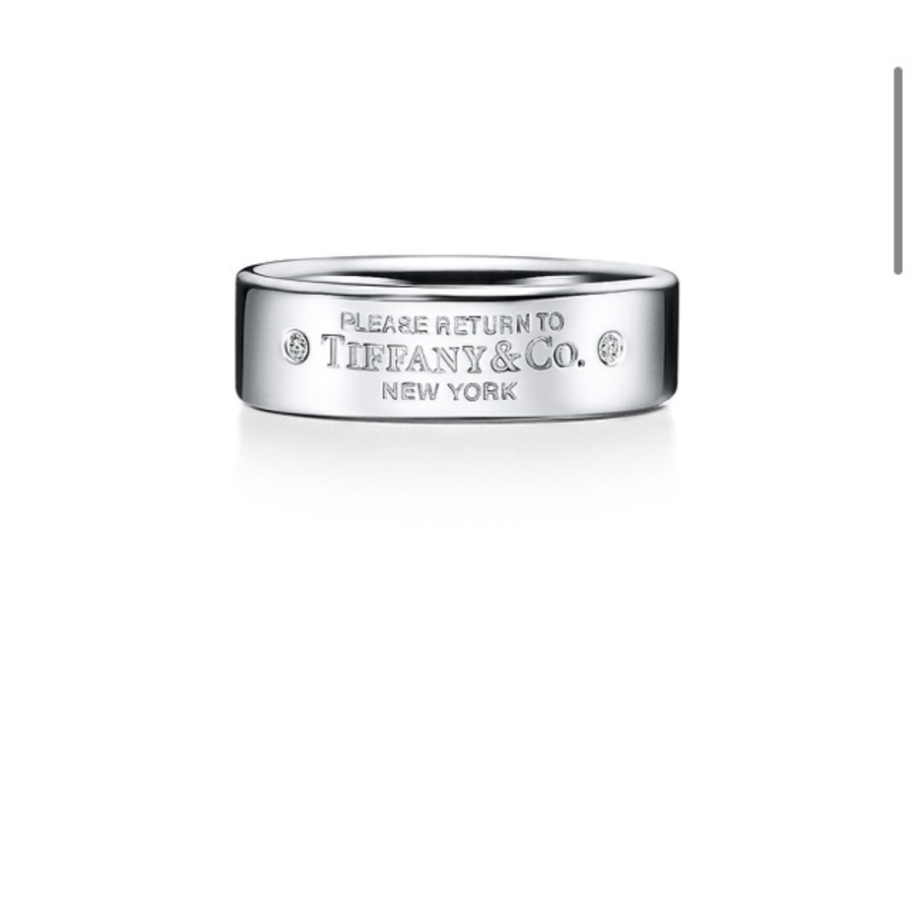 Tiffany and Co. Ring size 6 1/2